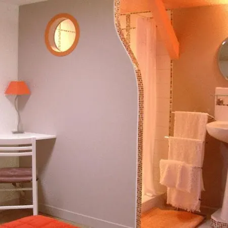 Chambres D'hotes Les Tilleuls 게스트하우스